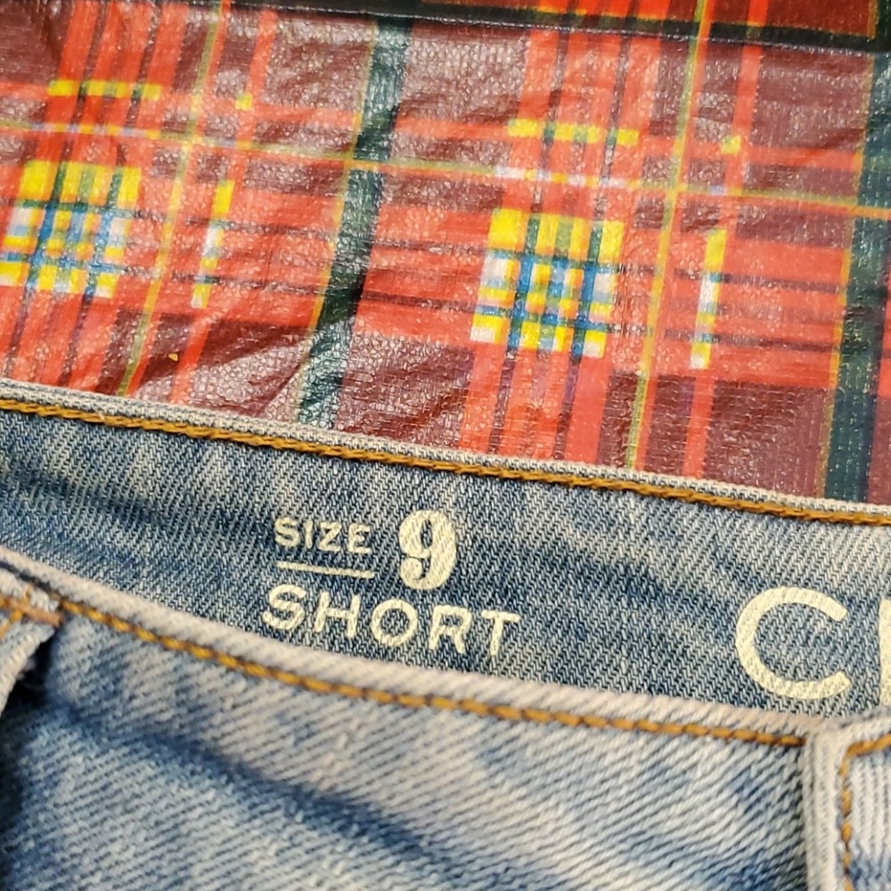 Shorts - Picture 4 of 6